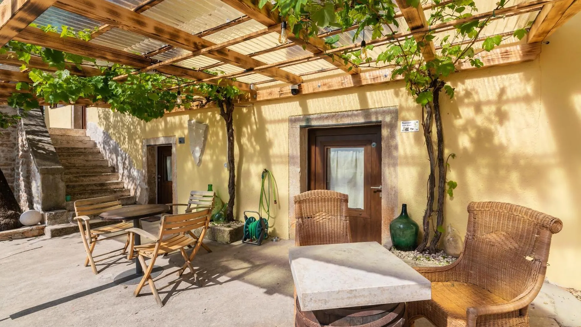 Gourmet Und Meer Apartments Pulici