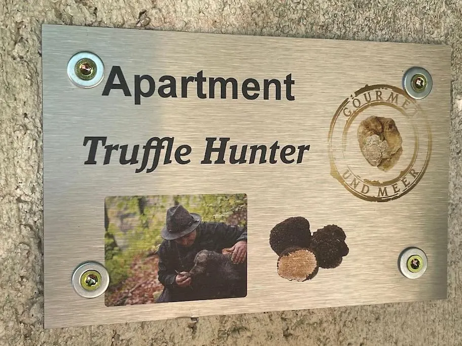 Gourmet Und Meer Apartments Pulici 0*,
