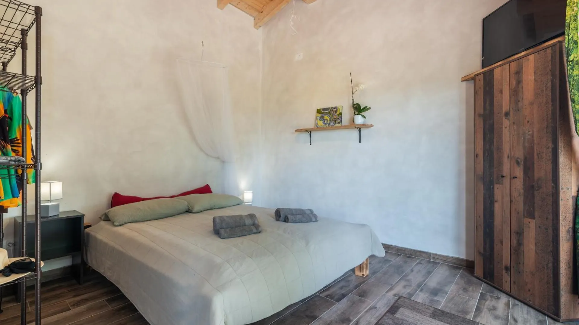 Gourmet Und Meer Apartments Pulici 0*,